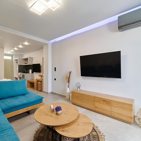 Sapphire Kythnos Suites Merichas ภายนอก รูปภาพ